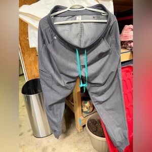 Figs scrub pants size large, grey.